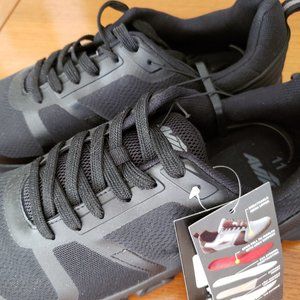 Men's NWT Avia Running Sneakers Size 11